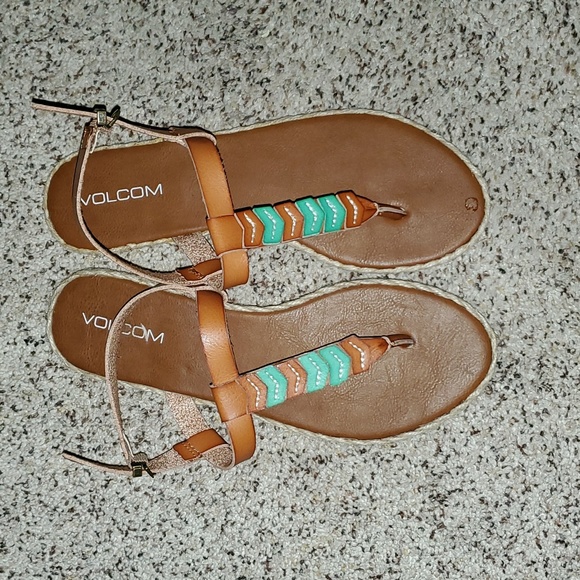 Volcom Trails Beachy Strappy Flat Sandals - Picture 4 of 5